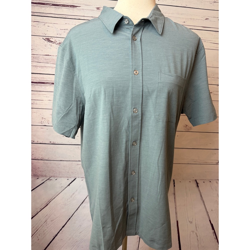 Vuori Bridge Performance Button Down Shirt Large Short Sleeve V184 Mens Pocket